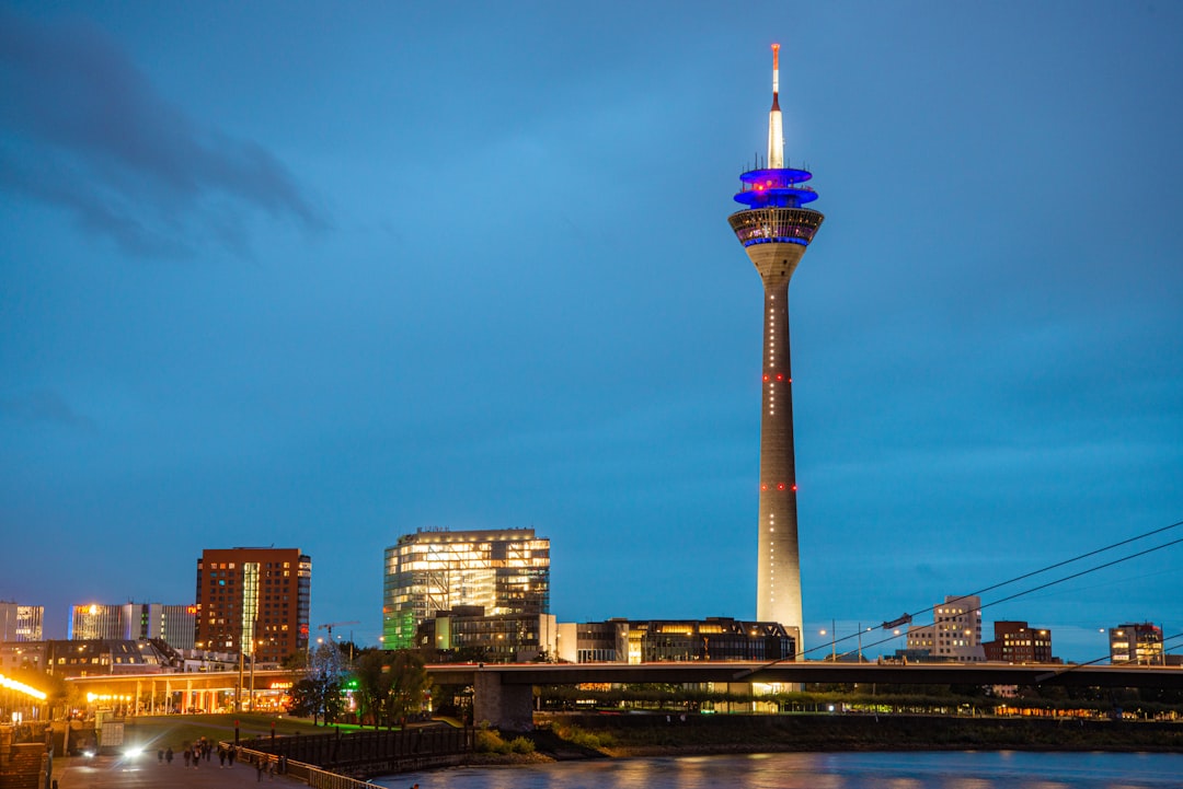 The Best Hiking Log Alternatives for Düsseldorf 2026 - Düsseldorf | Secret World Trip Planner