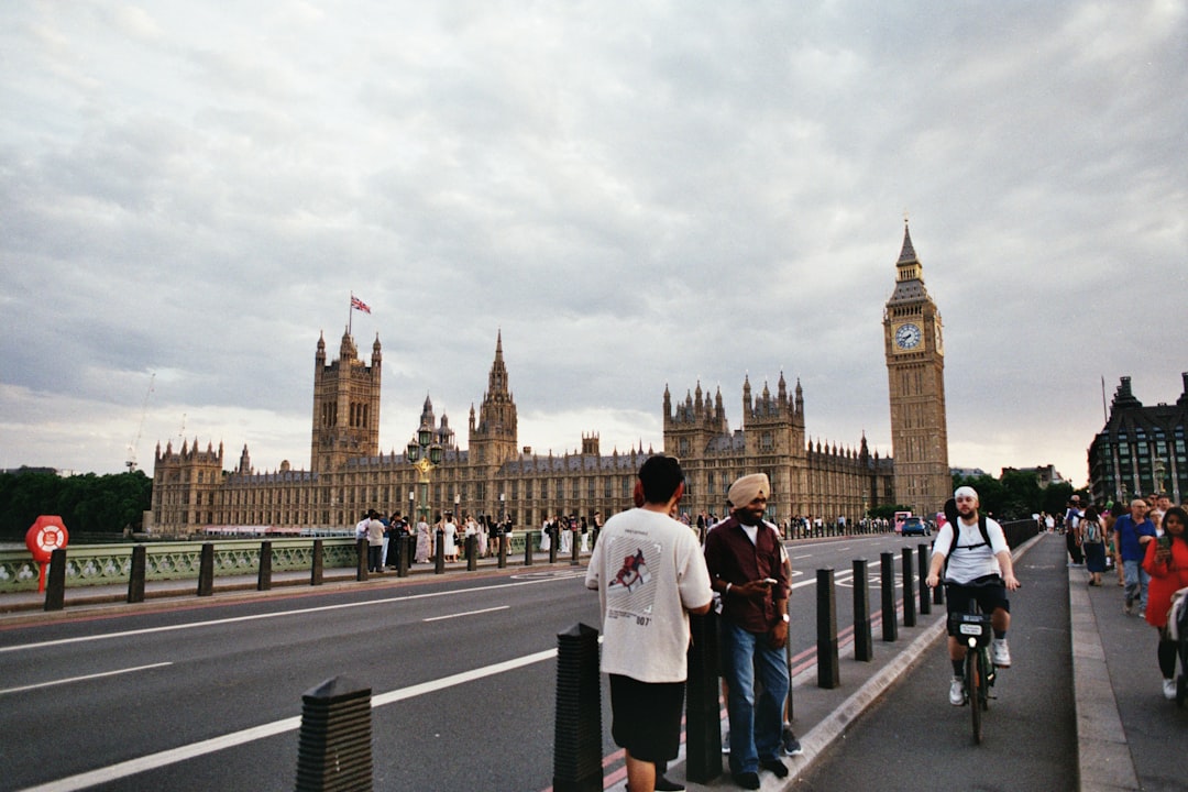Best AI Trip Planner London 2026: Scopri Secret World - London | Secret World Trip Planner