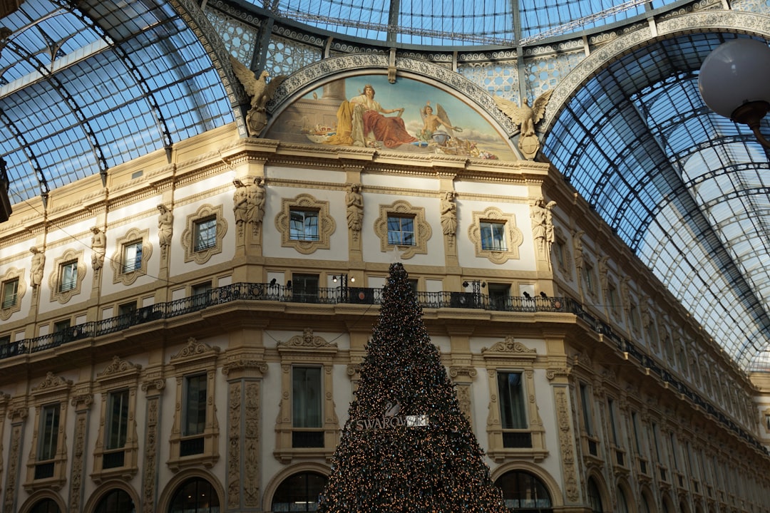 Top 5 Travel Apps for Milan 2026: Discover Secret World - Milano | Secret World Trip Planner