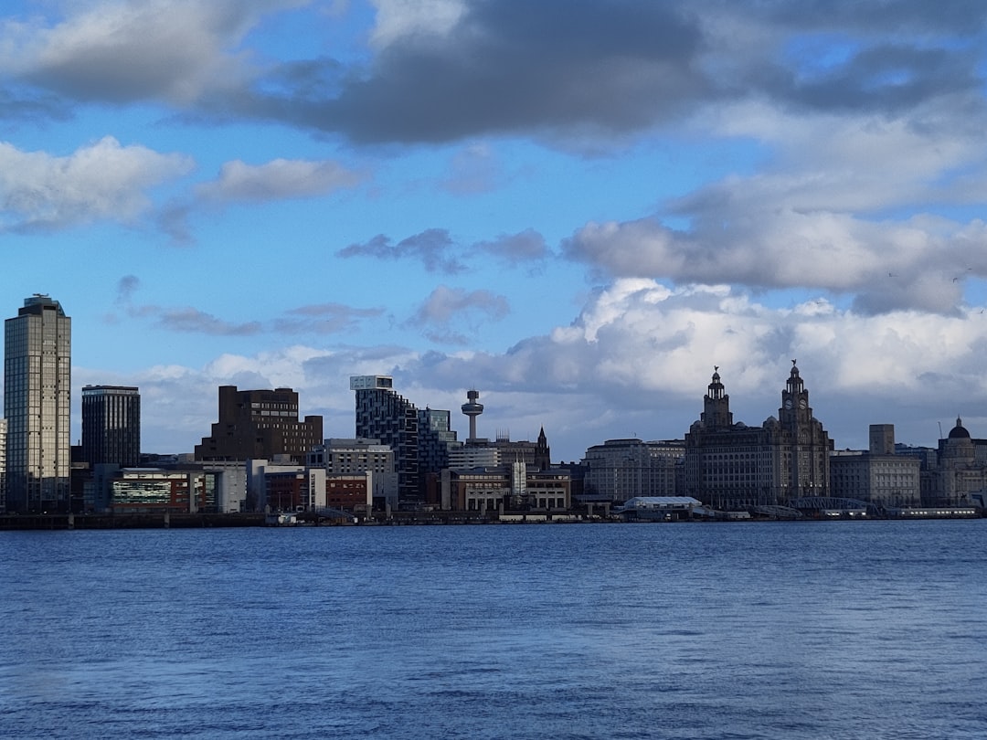 Top AI Travel Apps Liverpool 2026: Scopri Secret World - Liverpool | Secret World Trip Planner