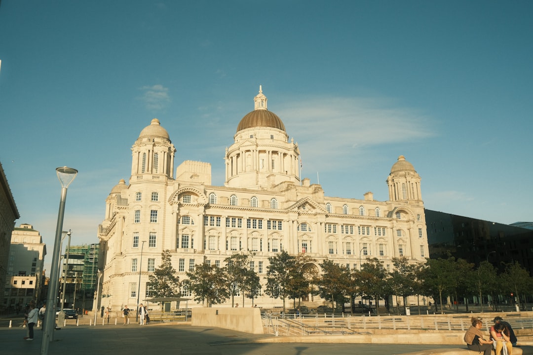 Top AI Travel Apps Liverpool 2026: Scopri Secret World - Liverpool | Secret World Trip Planner