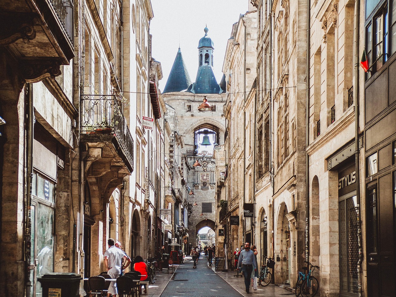 Itinerario Bordeaux 2026 con AI: la guida perfetta - Bordeaux | Secret World Trip Planner
