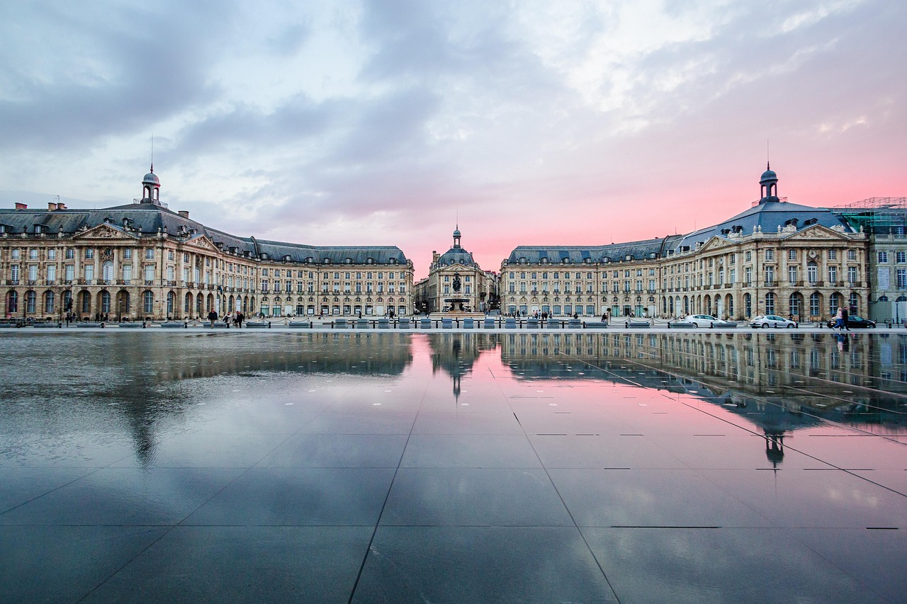 Bordeaux 2026 Itinerary with AI: The Perfect Guide - Bordeaux | Secret World Trip Planner