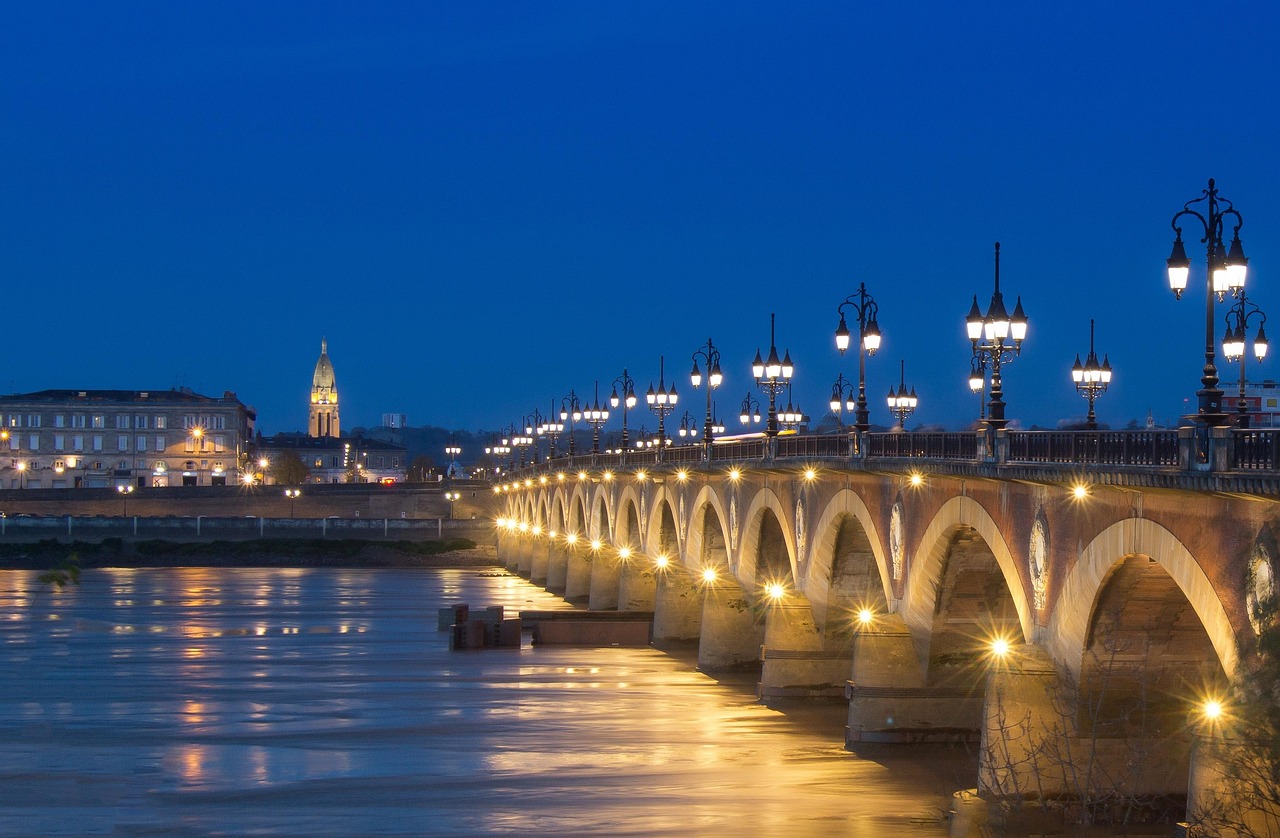 Bordeaux 2026 Itinerary with AI: The Perfect Guide - Bordeaux | Secret World Trip Planner