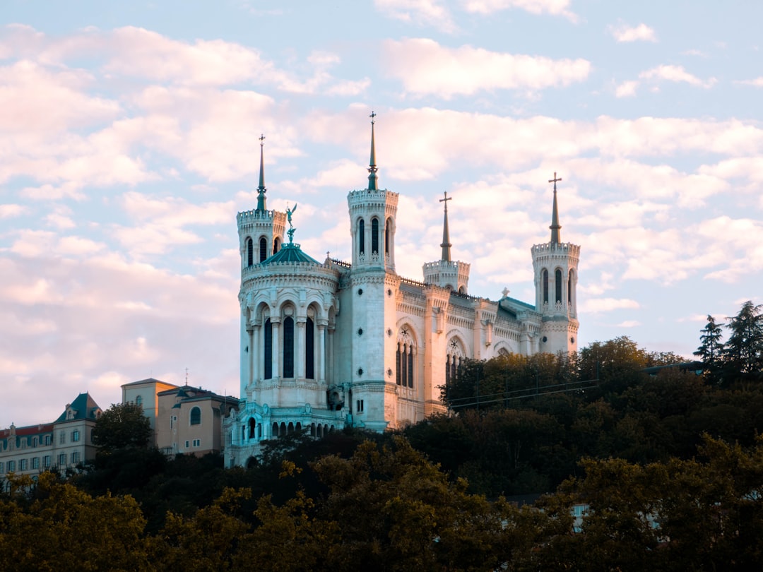 How to Visit Tours with Secret World: Practical Guide 2026 - Tours | Secret World Trip Planner