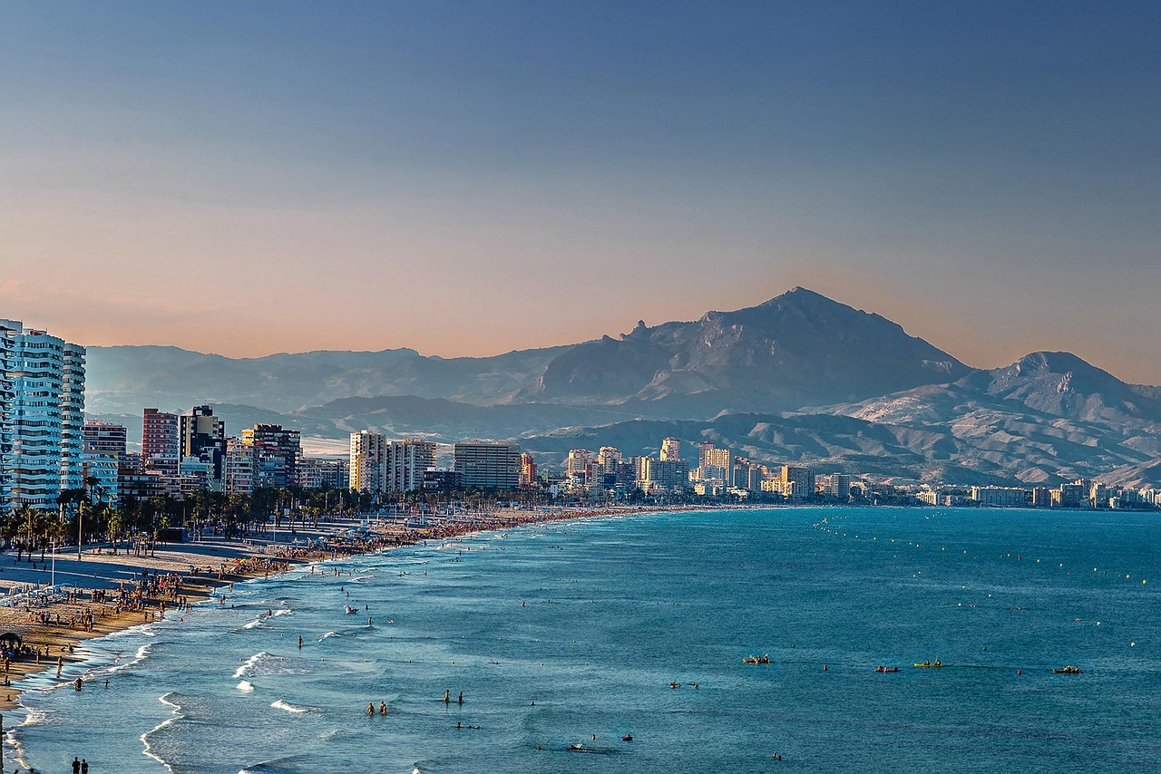 Mejor Planificador de Viajes AI Alicante 2026: Descubre Secretos - Alicante | Secret World Trip Planner