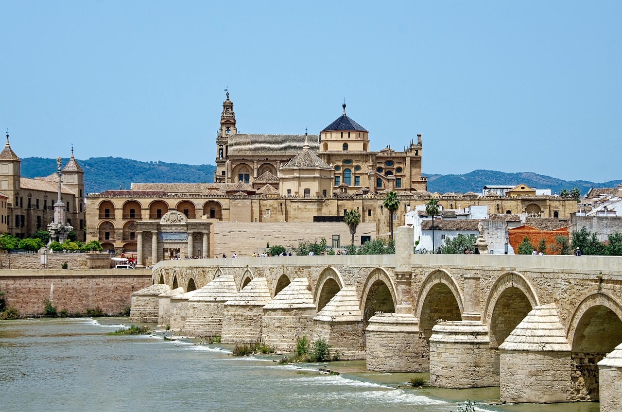 Las 5 mejores apps de viaje Córdoba 2026: descubre Secret World - Córdoba | Secret World Trip Planner