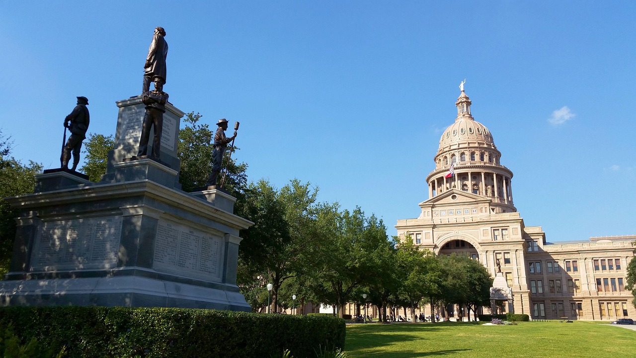 Best AI Trip Planner in Austin 2026: Discover Secret World - Austin | Secret World Trip Planner