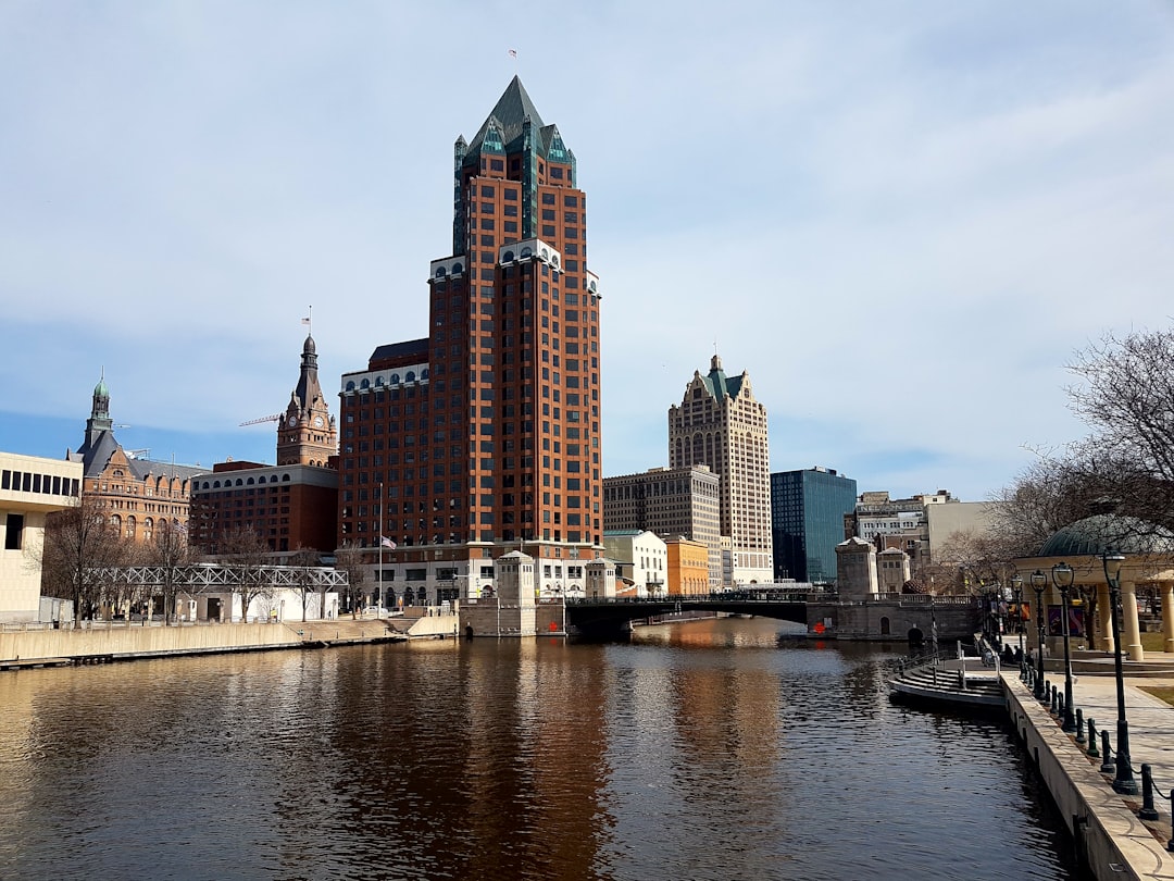 How to Visit Milwaukee with Secret World: Practical Guide 2026 - Milwaukee | Secret World Trip Planner