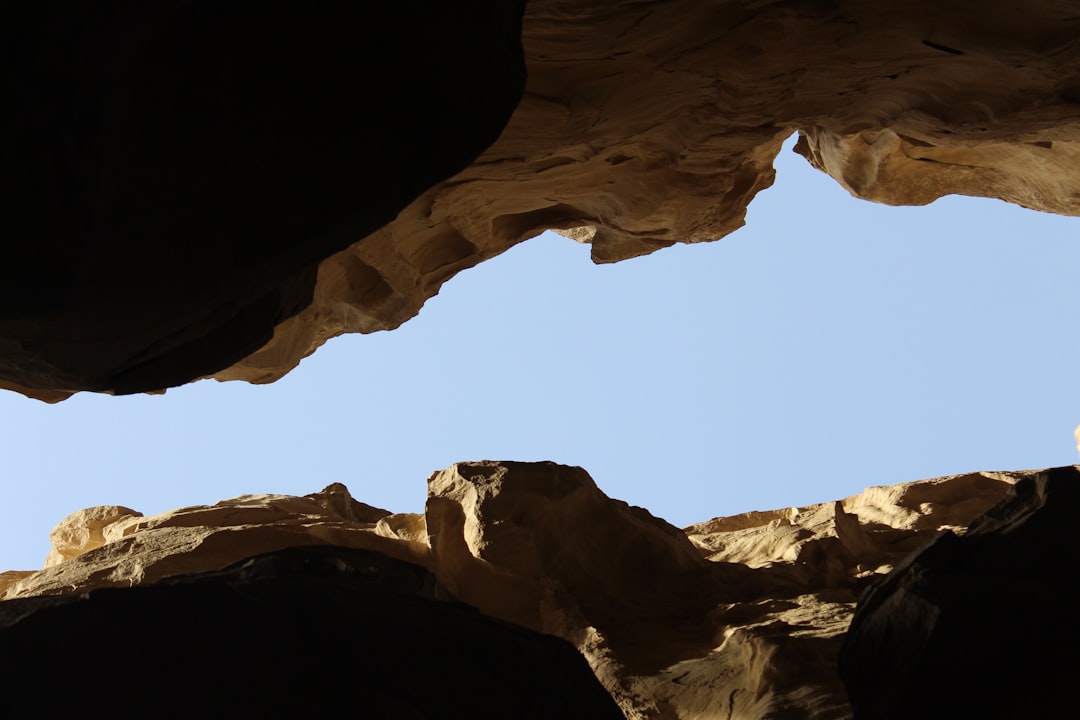 Découvrez les Grottes de Postojna : Un Voyage Souterrain Unique - Jamska cesta 30 | Secret World Trip Planner