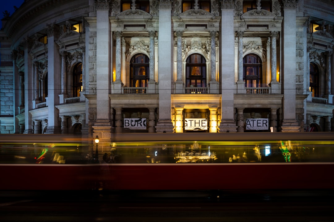 Die besten Reise-Apps 2026 in Wien: Entdecke Secret World - Vienna | Secret World Trip Planner