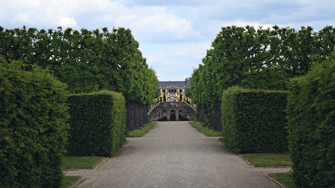 Herrenhäuser Gärten: Ein Botanisches Paradies in Hannover - Herrenhäuser Str. 4 | Secret World Trip Planner