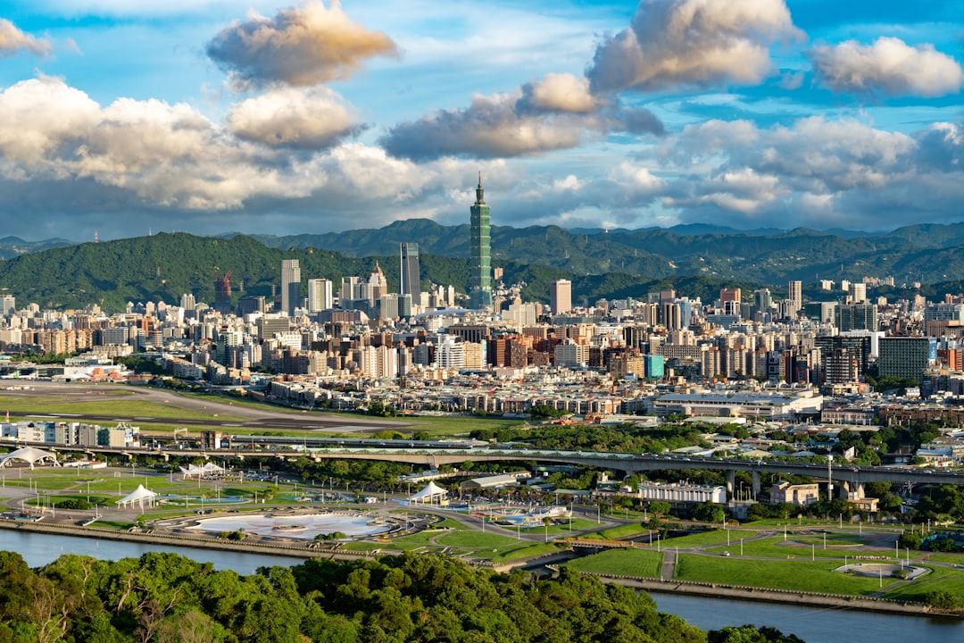 Scopri le Meraviglie delle Paludi di Chenglong a Taiwan | Secret World Trip Planner
