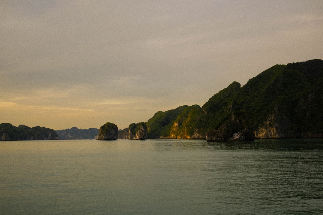 Biển Hồ : Un Coin Enchanteur du Vietnam | Secret World Trip Planner