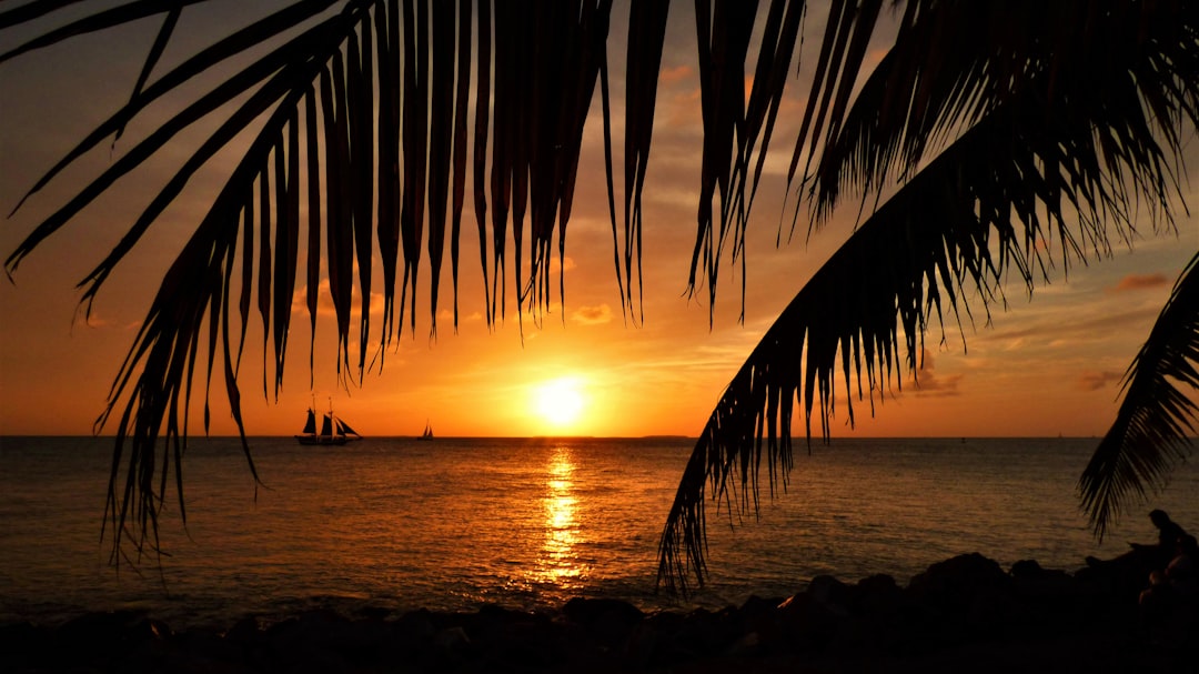 Atardeceres inolvidables en Sunset Key Cottages - Key West | Secret World Trip Planner