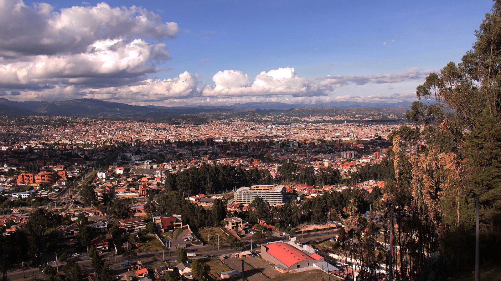 Discover the Mirador de Turi: Ecuador's Scenic Viewpoint - Cuenca | Secret World Trip Planner