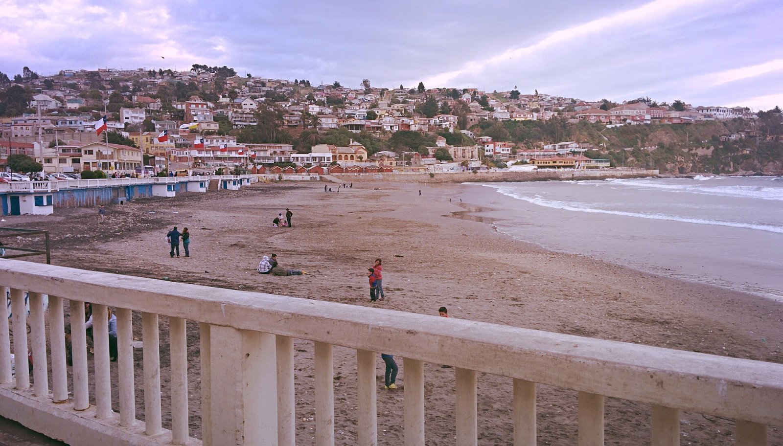 Discover Playa Chica: a gem of the Chilean coast - San Antonio | Secret World Trip Planner