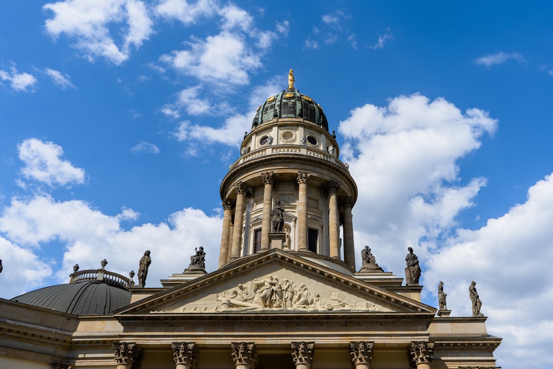 Gendarmenmarkt: Das kulturelle Herz Berlins - Berlin | Secret World Trip Planner