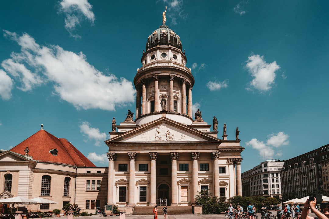Gendarmenmarkt: el corazón cultural de Berlín - Berlin | Secret World Trip Planner