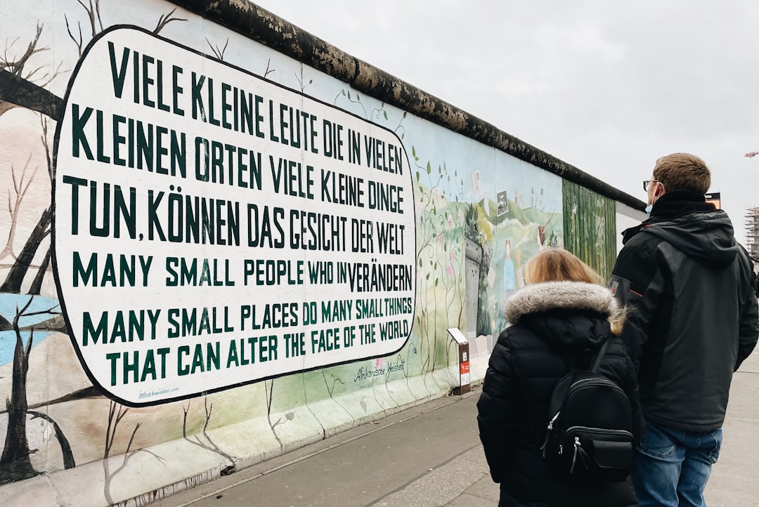 Откройте для себя East Side Gallery: путешествие в историю Берлина - Berlin | Secret World Trip Planner