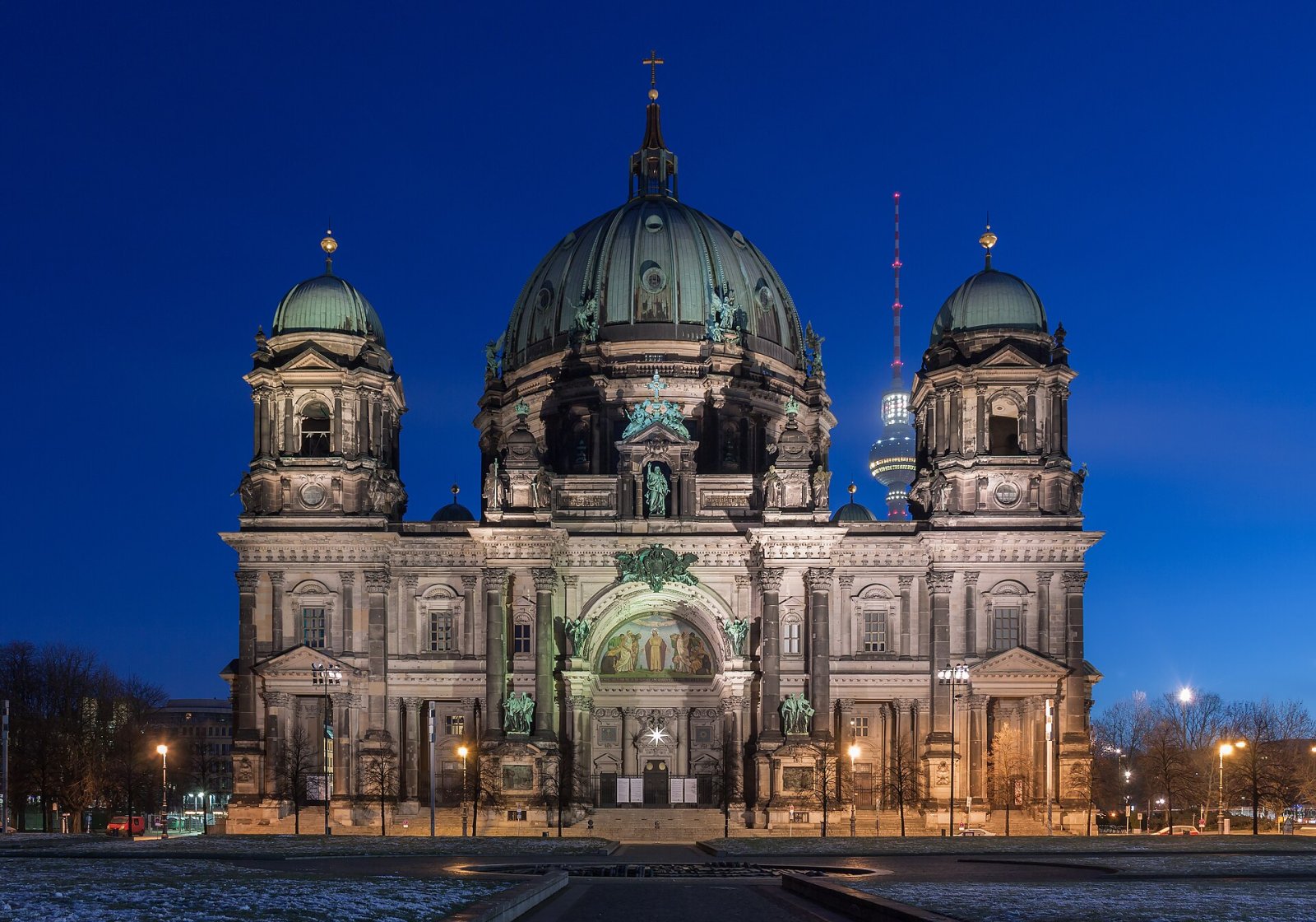 发现柏林大教堂：柏林的瑰宝 - Berlin | Secret World Trip Planner