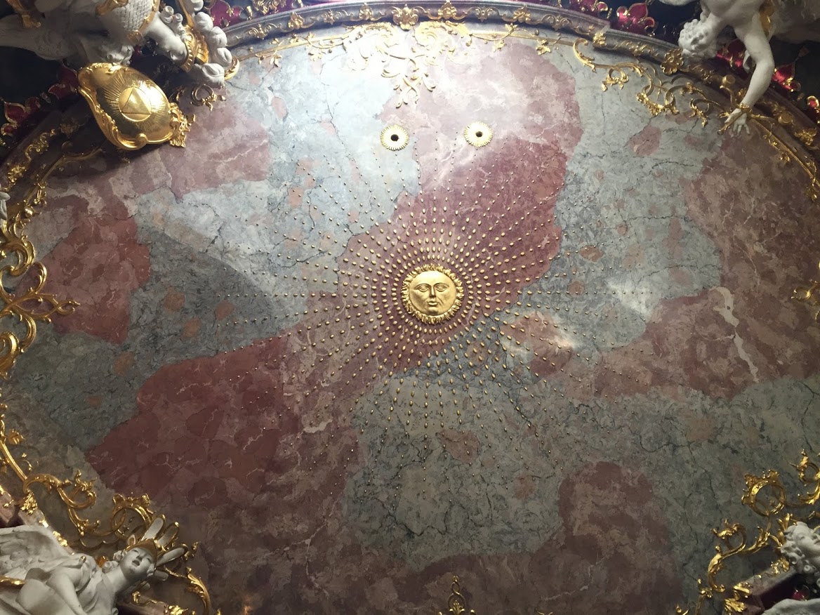 Entdecken Sie die Asamkirche in München: ein barockes Juwel - München | Secret World Trip Planner
