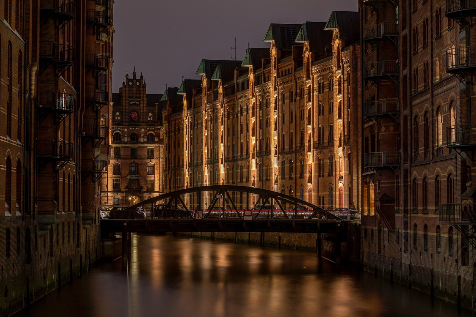 Entdecken Sie Hamburg Speicherstadt: Geschichte und Schönheiten - Hamburg | Secret World Trip Planner
