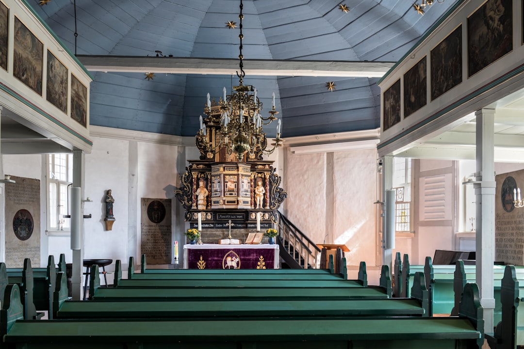 Scopri la Cattedrale di Schleswig: un tesoro culturale della Germania — Schleswig