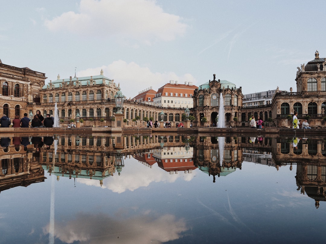 Dresden Zwinger : Un Chef-d'œuvre d'Art et d'Histoire en Saxe - Dresden | Secret World Trip Planner