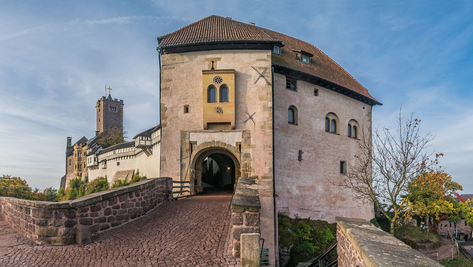 Exploring Wartburg Castle: History and Beauty in Thuringia - Eisenach | Secret World Trip Planner