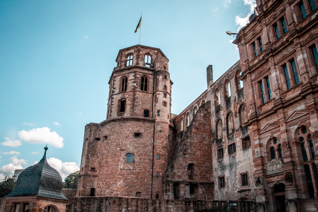 Descubra a Cidade Velha de Heidelberg: um tesouro histórico na Alemanha - Heidelberg | Secret World Trip Planner