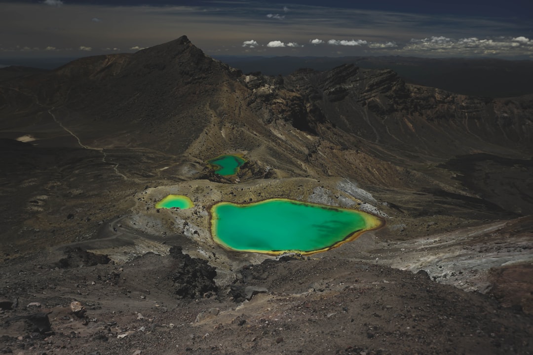 Scopri il Tongariro Alpine Crossing: Un Trekking Unico in Nuova Zelanda - Tongariro Alpine Crossing | Secret World Trip Planner