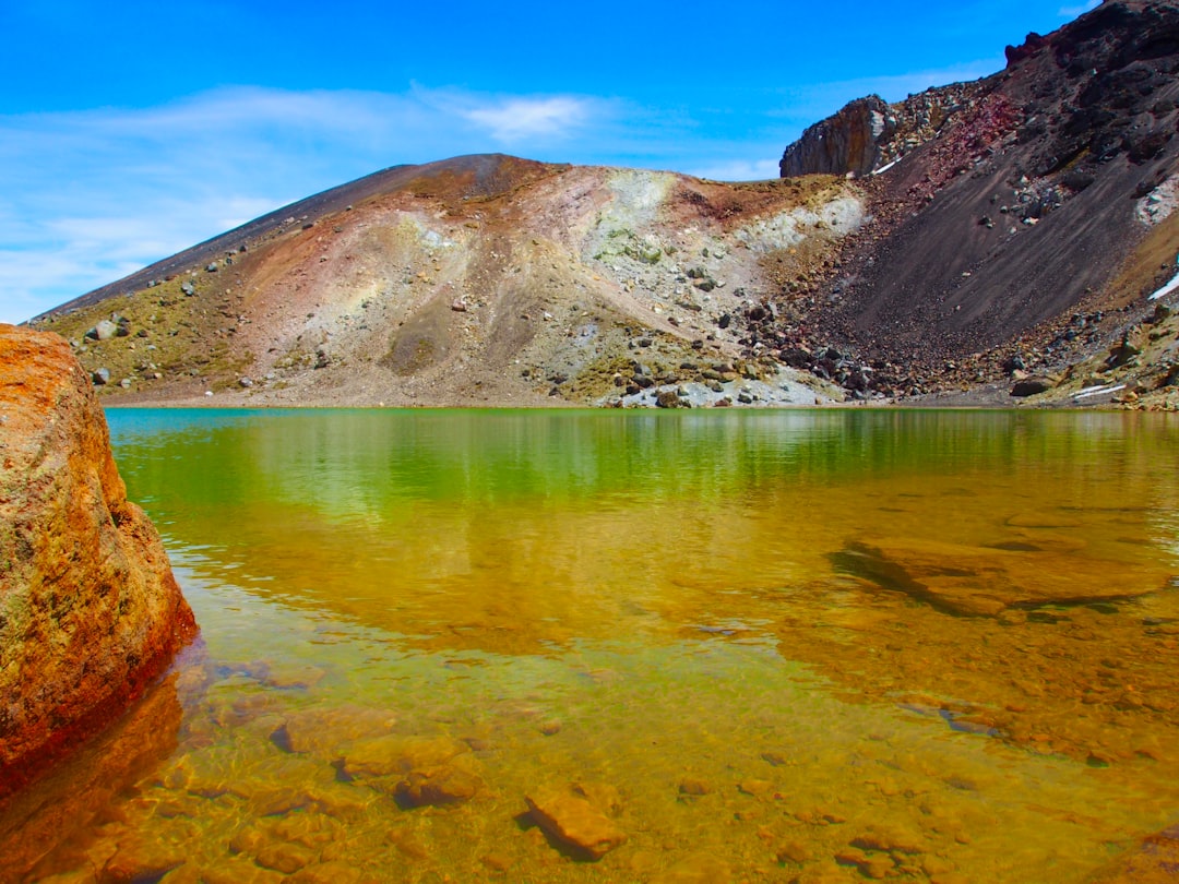 Scopri il Tongariro Alpine Crossing: Un Trekking Unico in Nuova Zelanda - Tongariro Alpine Crossing | Secret World Trip Planner