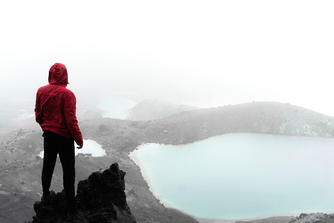 Découvrez le Tongariro Alpine Crossing : Un Trek Unique en Nouvelle-Zélande - Tongariro Alpine Crossing | Secret World Trip Planner