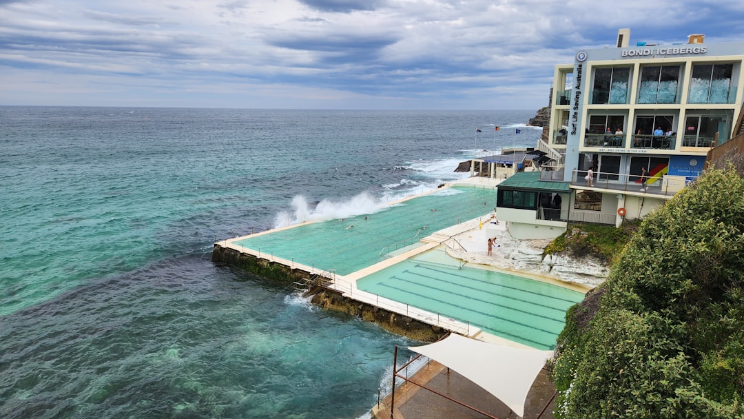 Скульптура у моря: Искусство вдоль побережья Бонди - Bondi Beach Nuovo Galles del Sud 2026 | Secret World Trip Planner