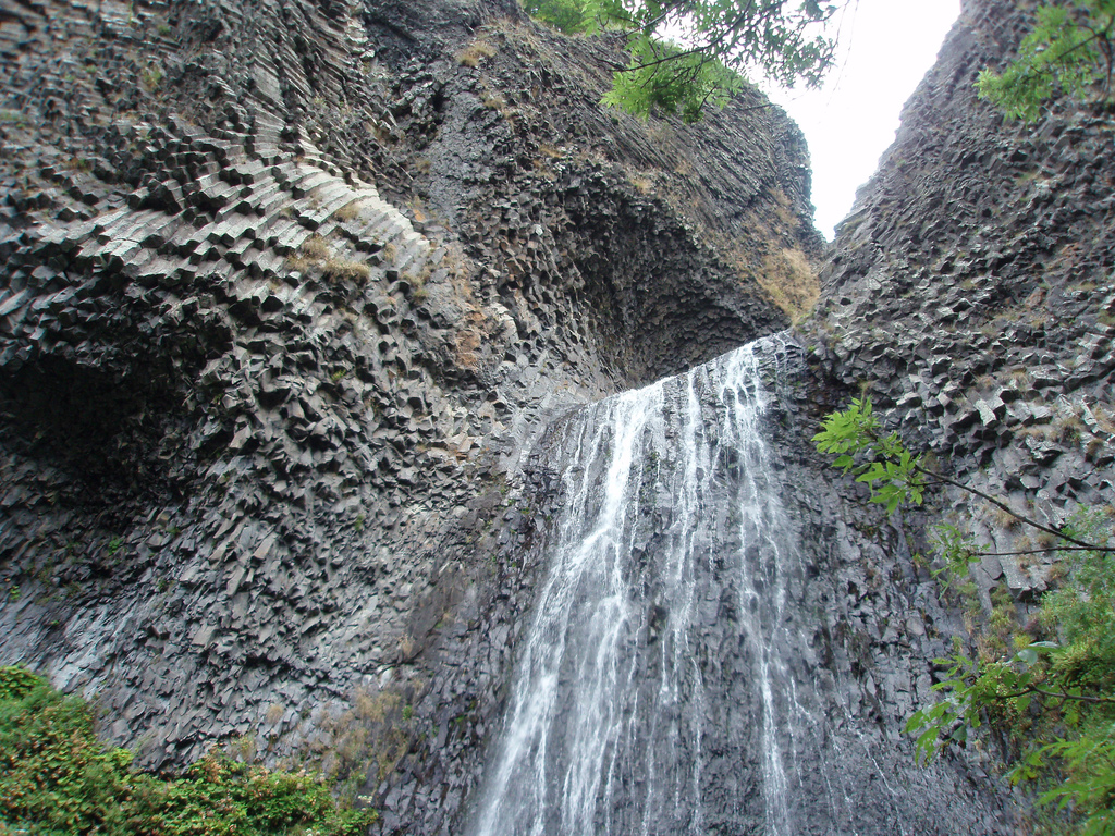 Scopri le meraviglie della Cascade du Ray-Pic in Francia — Cros-de-Géorand
