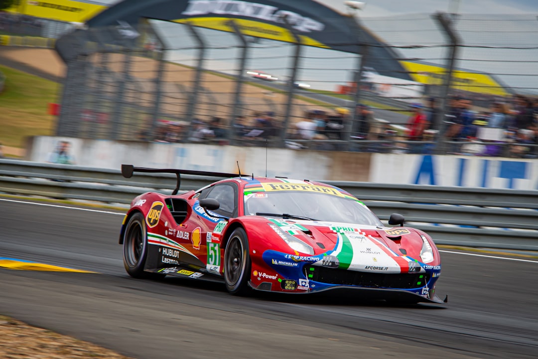 Circuit de la Sarthe : l'émotion de la course à Le Mans — Le Mans