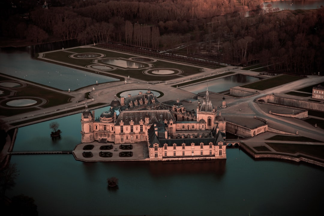 Château de Chantilly: un gioiello della storia francese - Chantilly | Secret World Trip Planner