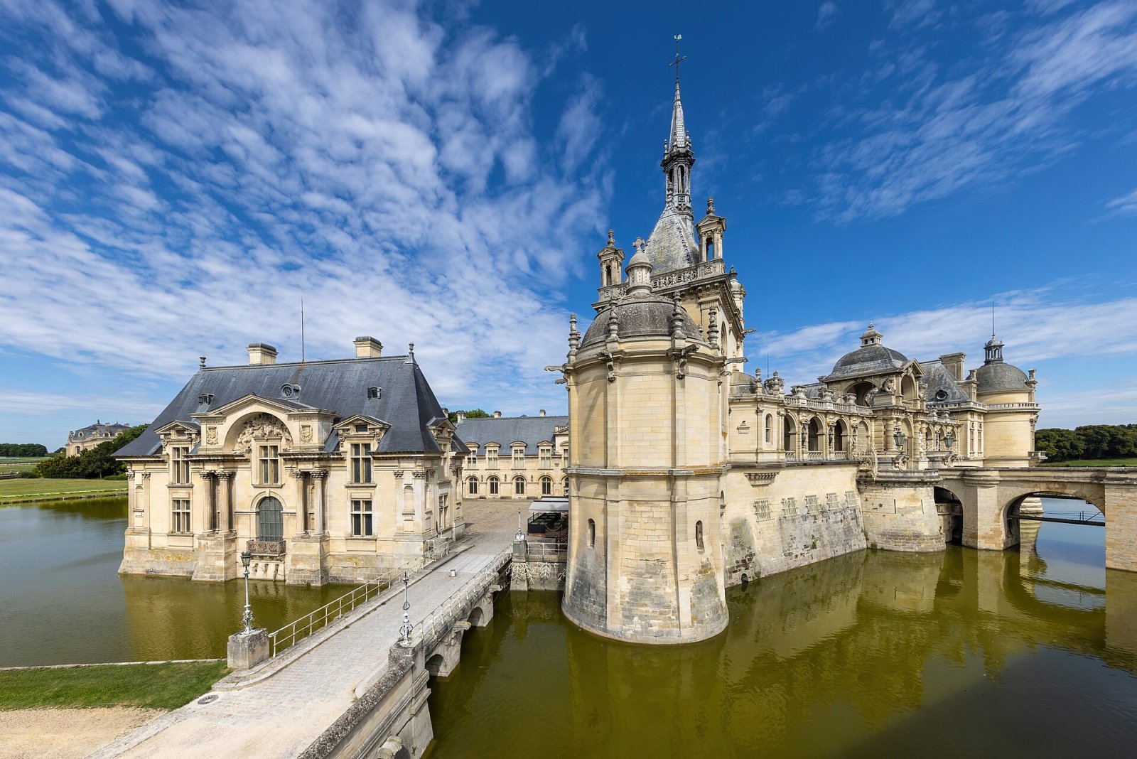 Château de Chantilly: A Jewel of French History — Chantilly