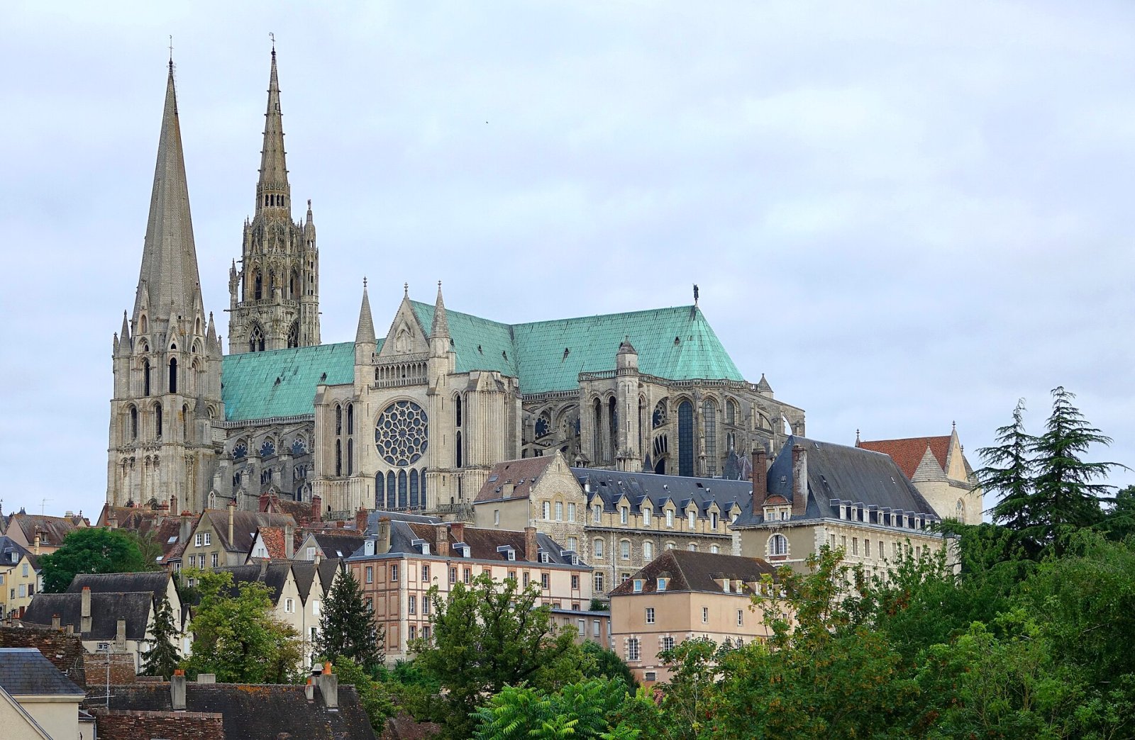 Découvrez la magnificence de la Cathédrale de Chartres — Chartres