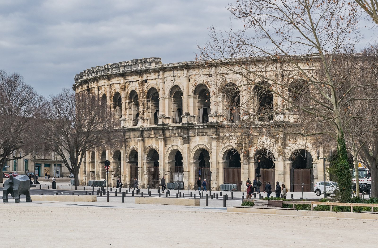 Explorez les Arènes de Nîmes : un trésor de l'histoire romaine - Nîmes | Secret World Trip Planner