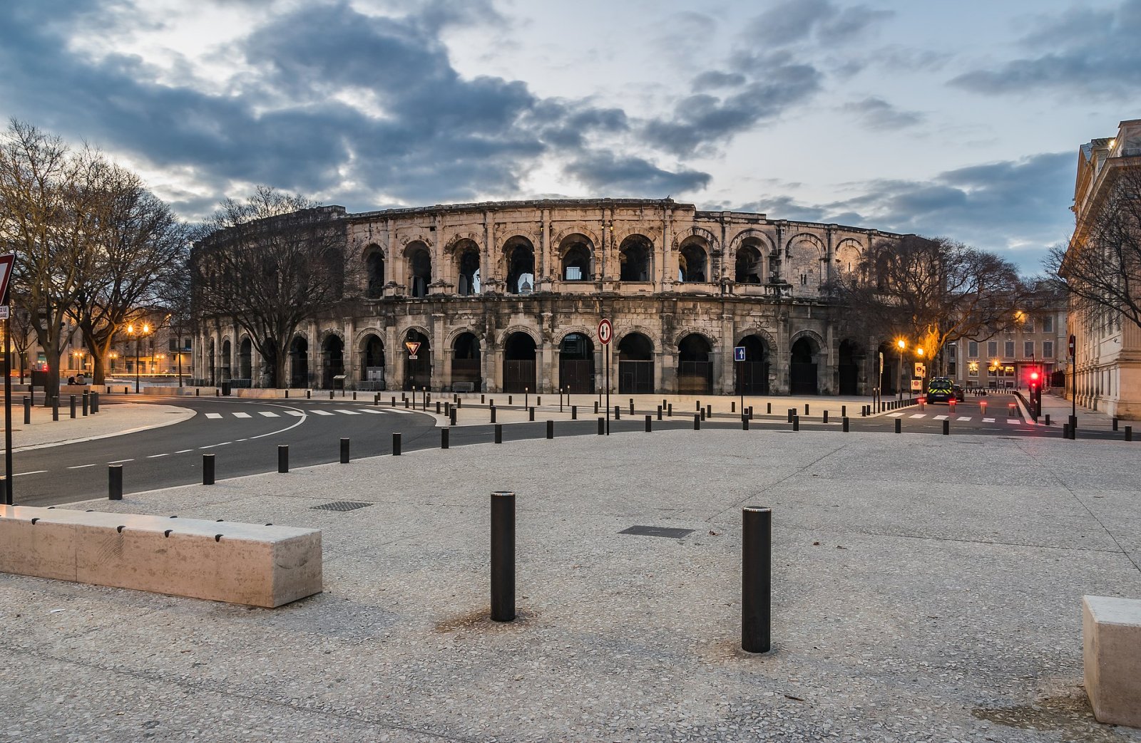 Explore as Arènes de Nîmes: um tesouro da história romana - Nîmes | Secret World Trip Planner