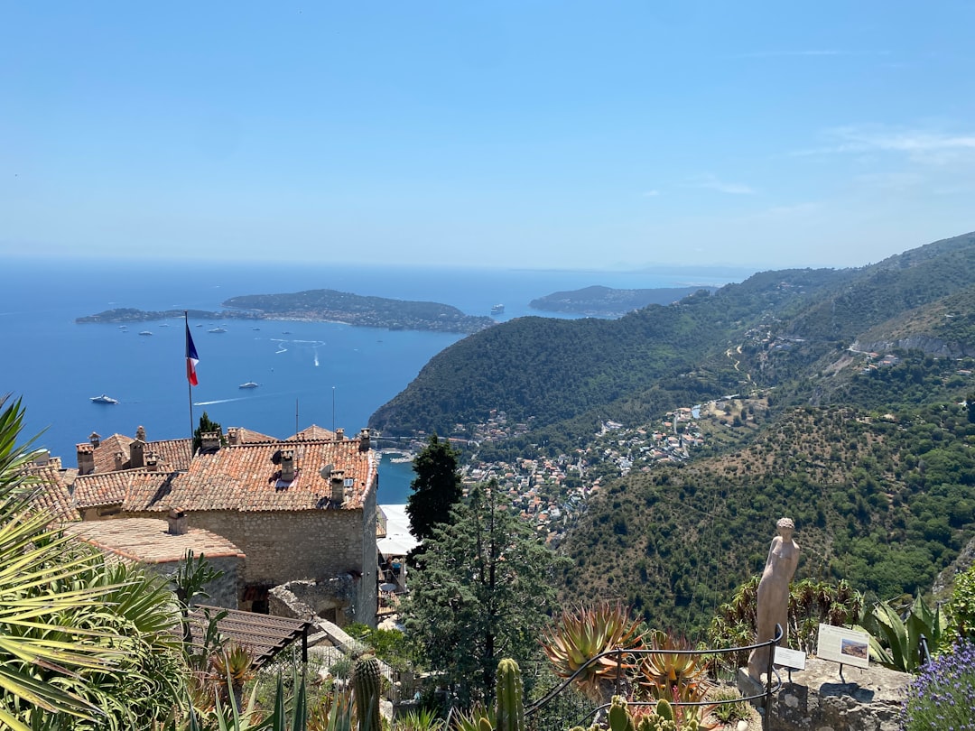 Découvrez le village d'Èze : entre histoire et beautés de la Côte d'Azur - Èze | Secret World Trip Planner