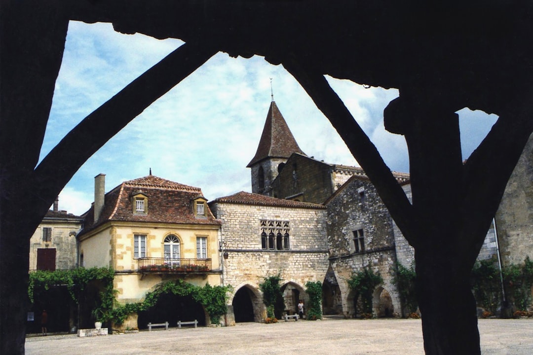 Scopri l'Abbaye de Jumièges: un tesoro della Normandia - Jumièges | Secret World Trip Planner