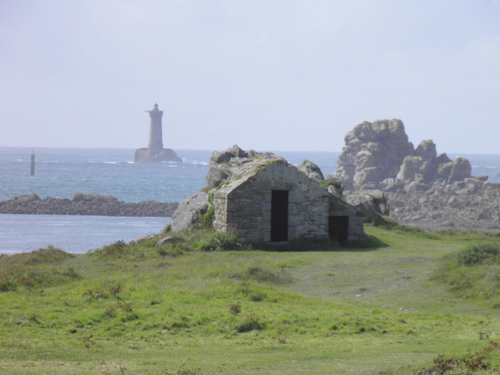 Scopri il Faro di Phare du Four a Porspoder, Bretagna - La Porte-du-Der | Secret World Trip Planner