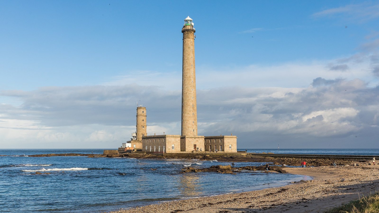 Scopri il faro di Gatteville: un gioiello della Normandia - Saint-Saëns | Secret World Trip Planner
