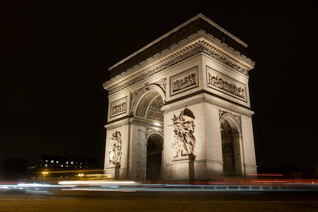 探索巴黎天文台：一场天空之旅 - 77 Av. Denfert Rochereau | Secret World Trip Planner