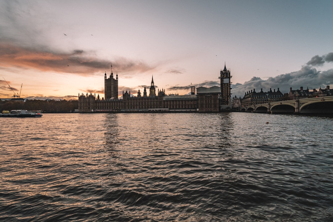Secret World vs Google Trips: El Mejor Planificador de Viajes en Londres - Londra | Secret World Trip Planner
