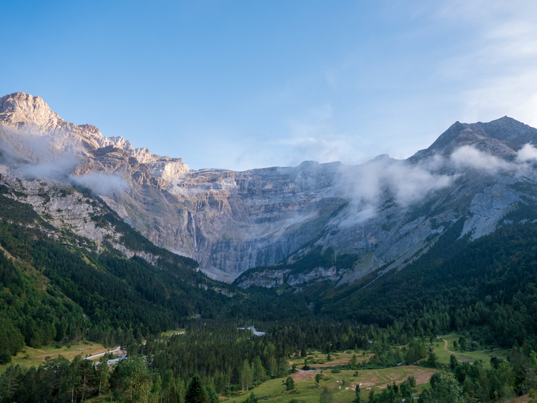 Scopri il Cirque de Gavarnie: un gioiello naturale in Occitanie | Secret World Trip Planner