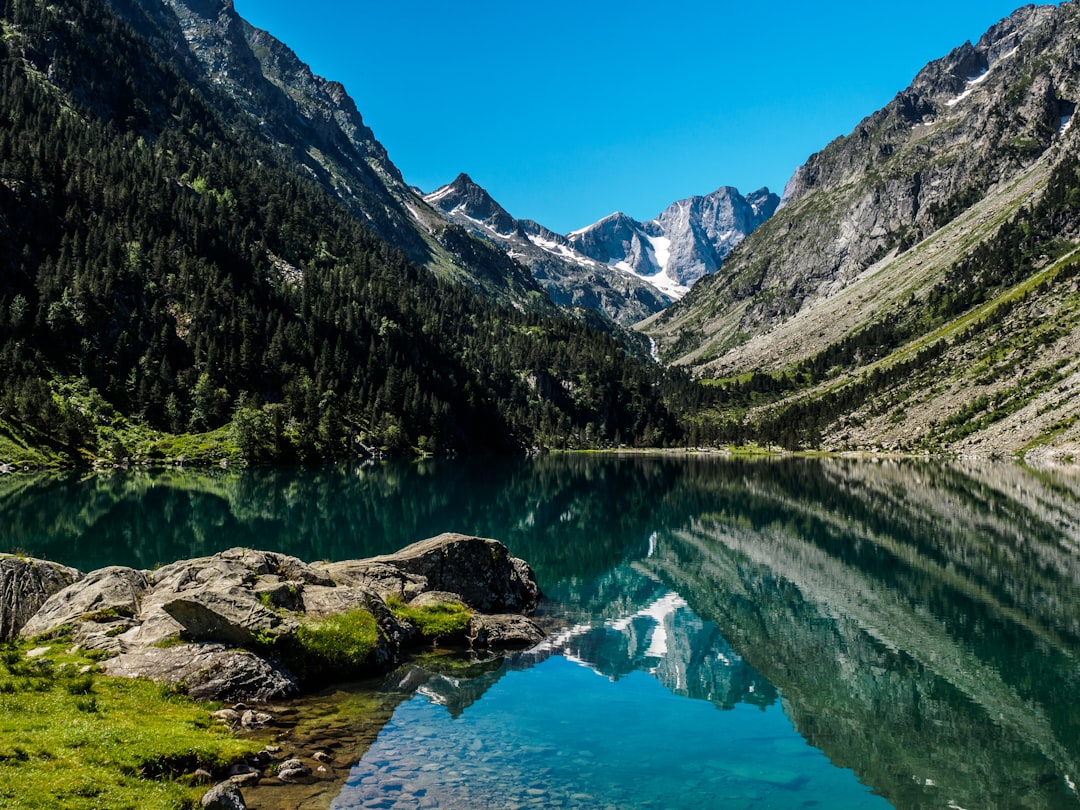 Lac de Gaube: a paradise corner in the nature of France — Barèges